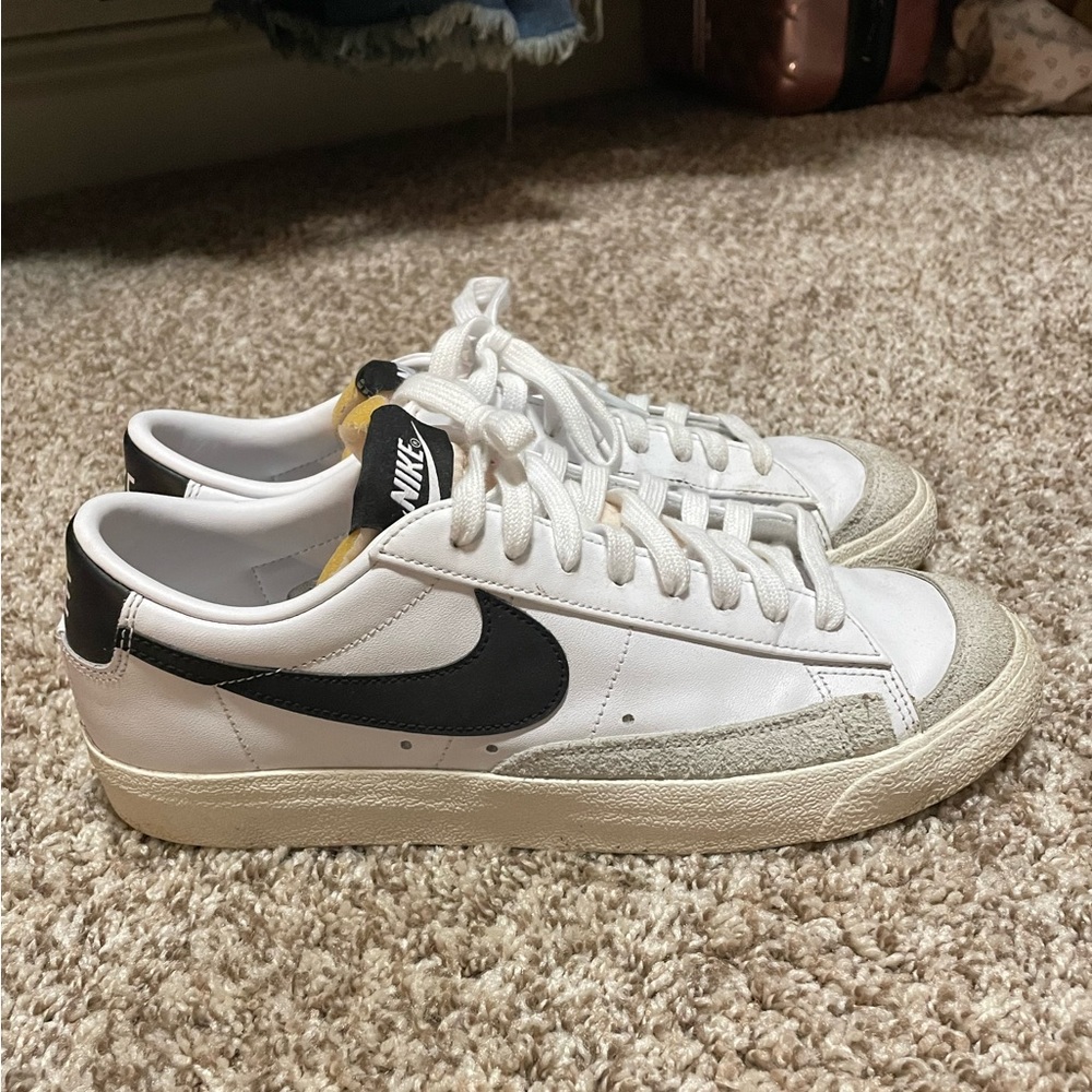 Nike Blazer Low '77